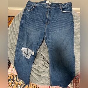 Abercrombie & Fitch Ultra High Rise Ankle Jeans